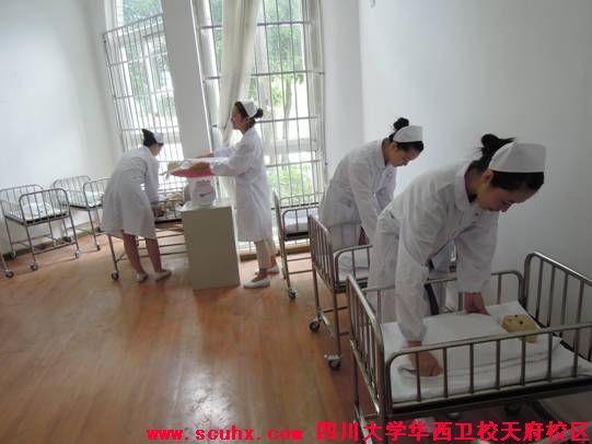 儿科护理实训室
